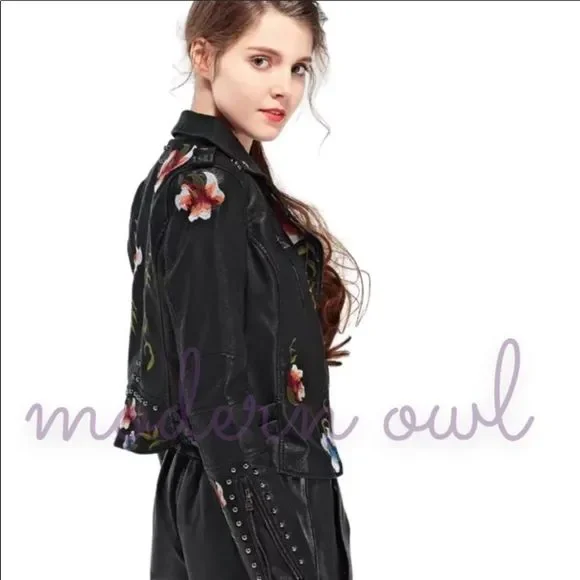 025-BEAUTIFUL EMBROIDERED Leather Jacket - Picture 4 of 7